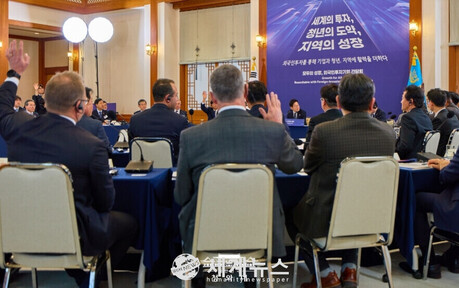 李대통령, "한국시장 여전히 저평가…세계 최고 투자처 도약 선언"