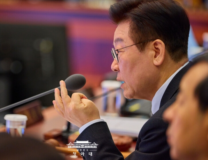 李대통령, 인공지능 시대의 도래 "적응해야 한다" 강조