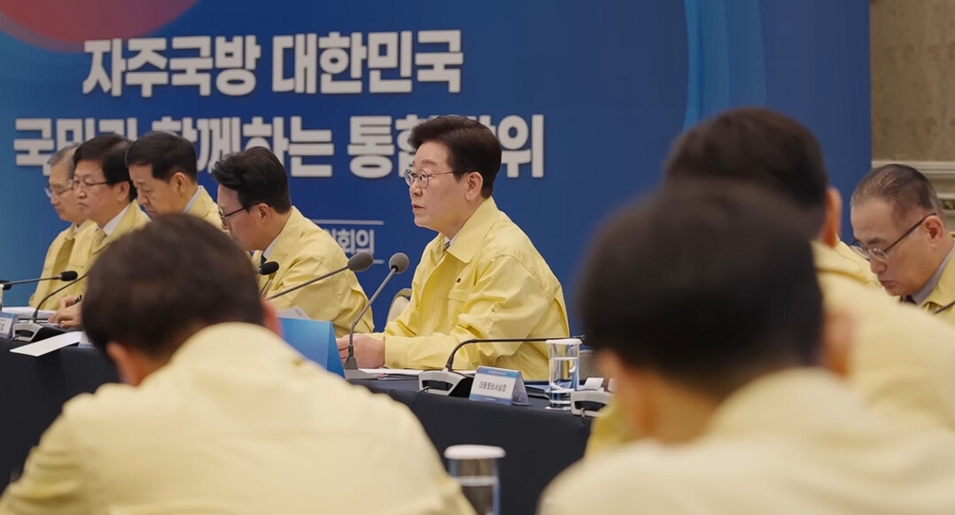 李대통령 "국방은 누구에게도 맡길 수 없다"…'완전한 자주국방' 강조