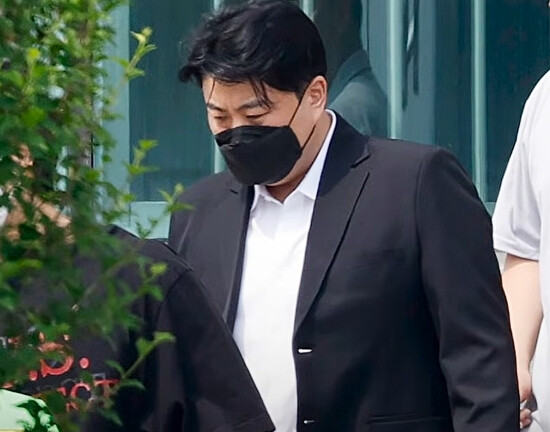 "옥문 벗어났다는 자유보다 ...